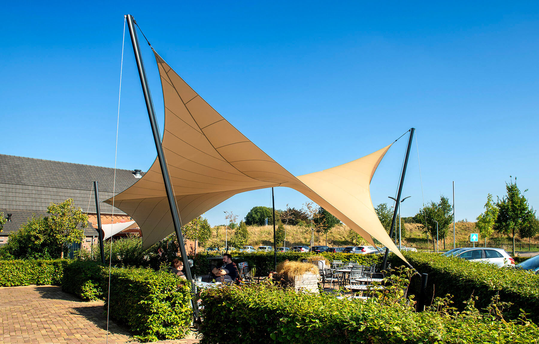 Roermond-De-Biekeuke-horeca-terras-overkapping-Key-Doek-Zeilmakerij-Boerderiej-restaurant-08